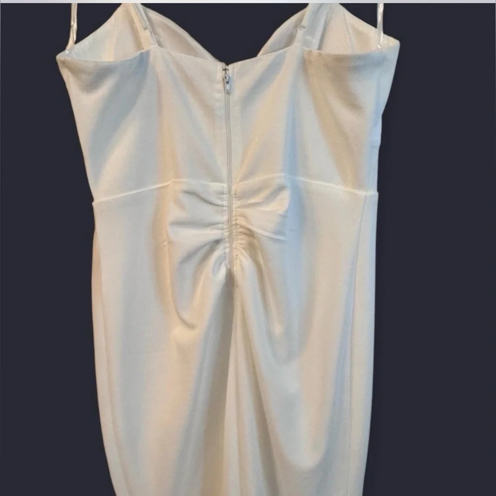 NWT Elegant White Strappy Dress - Picture 6 of 9